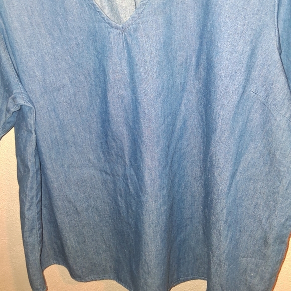 Draper James V-Neck Top in Chambray Puff Sleeve Blue XL - Picture 5 of 9